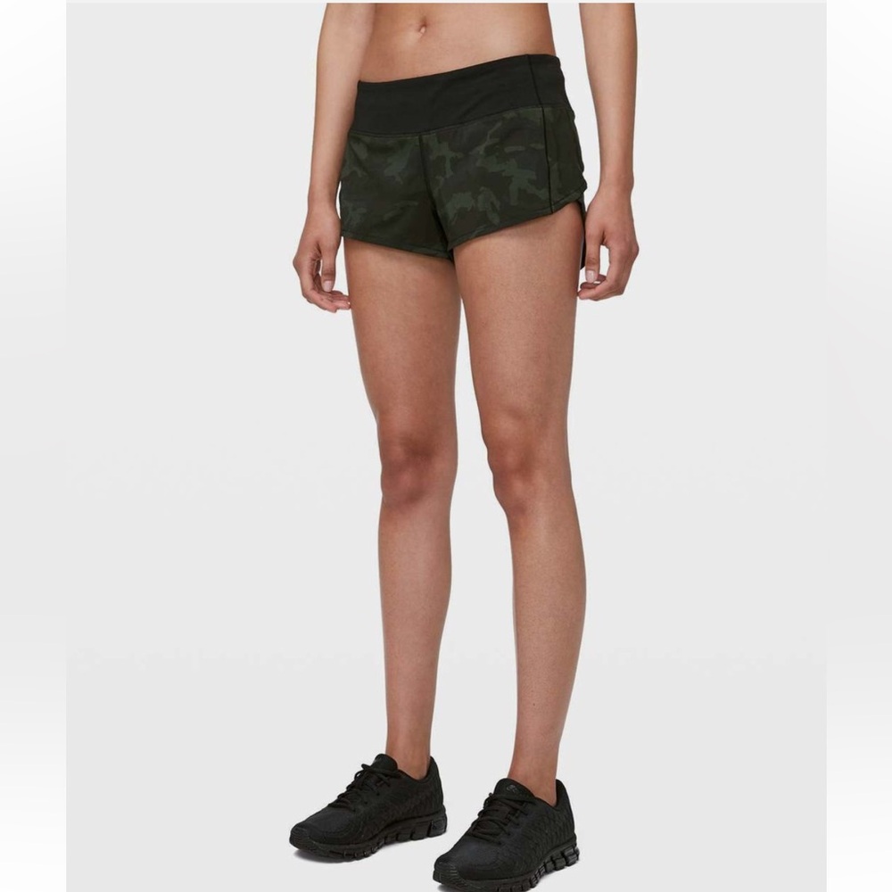 LULULEMON Speed-Up Shorts - Incognito Camo Multi Gator Green & Black - Sz 4 - Picture 4 of 11